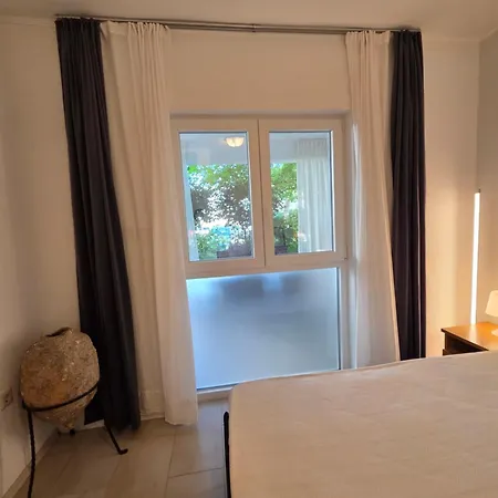 Garden Oasis With Terrace And Free Parking *